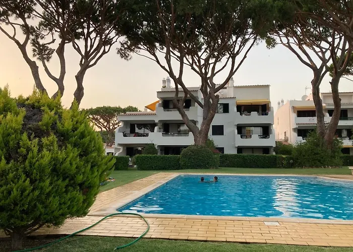 Solar Dos Pinheiros Lc 303 *