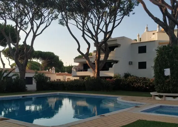 Solar Dos Pinheiros Lc 303 Apartman