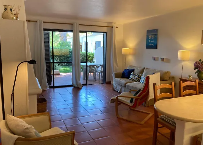 Solar Dos Pinheiros Lc 303 Apartman Quarteira